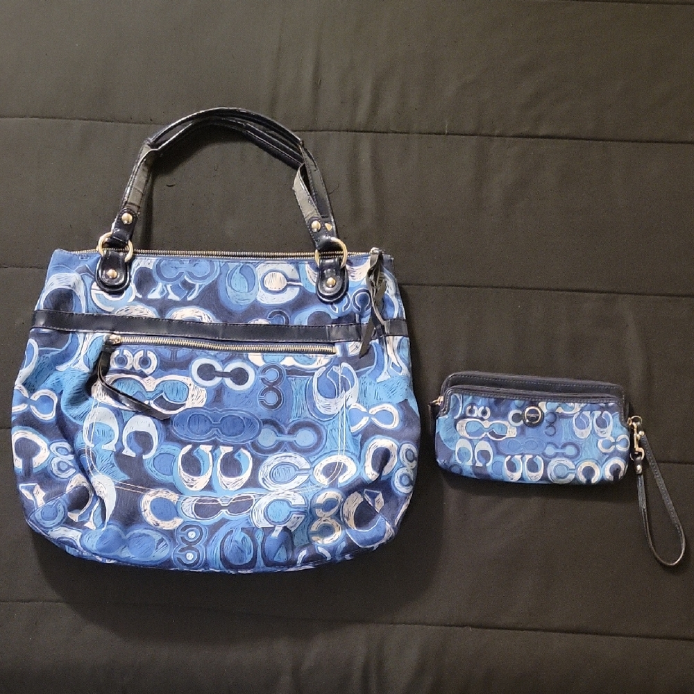 Coach Poppy Stylish Blue Canvas C Patterned Bag Set-Will Sell Seperately